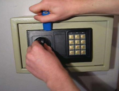 西岗24小时上门开锁公司