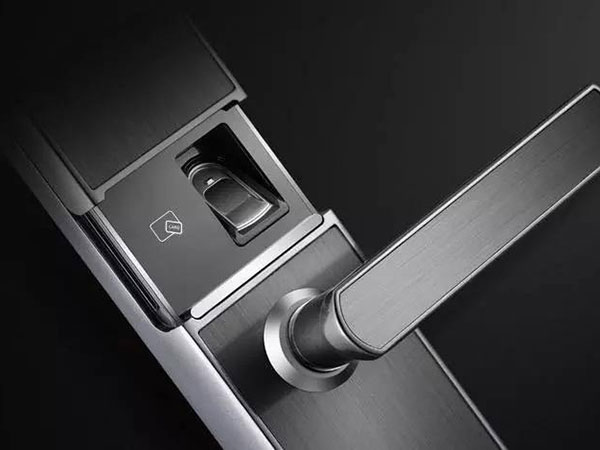 西岗24小时上门开锁公司